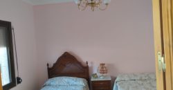REF 24131 – CASA en ZONA POBLADO para ENTRAR A VIVIR
