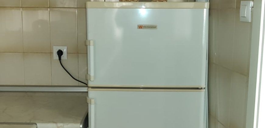 REF 25037b-SE ALQUILA Piso acogedor completamente AMUEBLADO en Las 600 – ¡Listo para entrar a vivir!