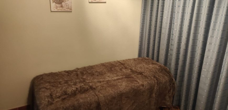 REF 25037b-SE ALQUILA Piso acogedor completamente AMUEBLADO en Las 600 – ¡Listo para entrar a vivir!