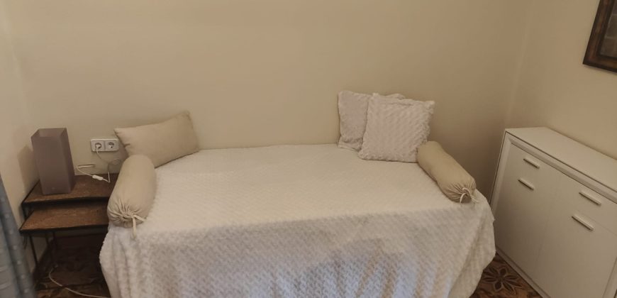 REF 25037b-SE ALQUILA Piso acogedor completamente AMUEBLADO en Las 600 – ¡Listo para entrar a vivir!