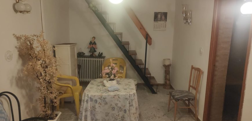 REF 25051- CASA PARA REFORMAR en PUERTOLLANO