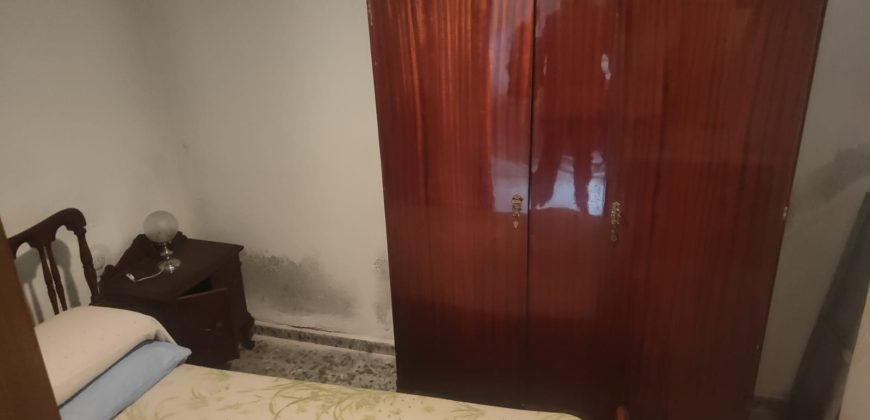 REF 25051- CASA PARA REFORMAR en PUERTOLLANO