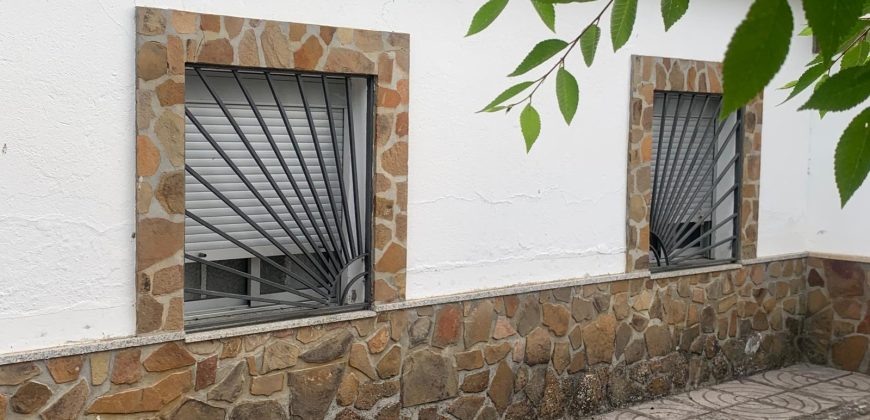 REF 25056- CHALET EN PARAJE LAS YENGUAS