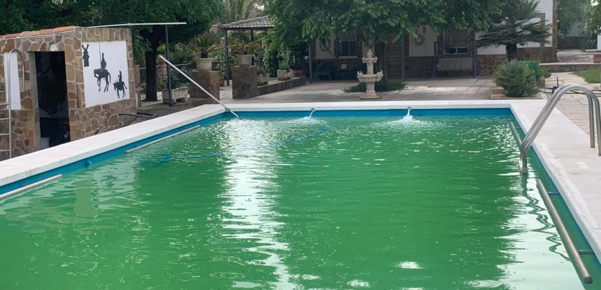 REF 25056- CHALET EN PARAJE LAS YENGUAS