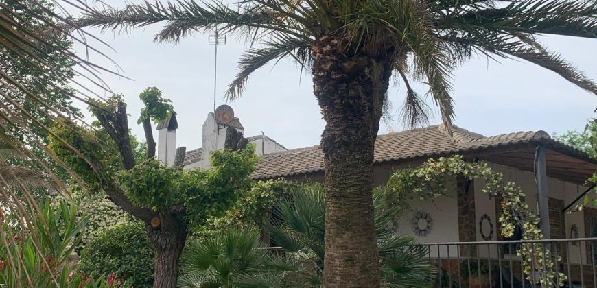 REF 25056- CHALET EN PARAJE LAS YENGUAS