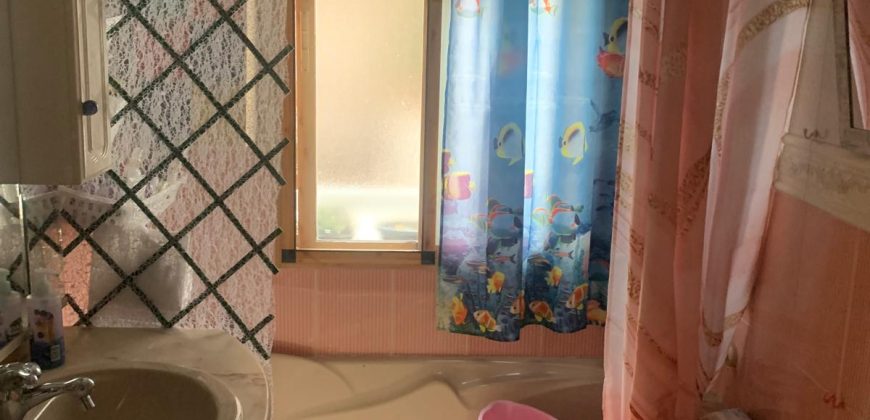 REF 25059- VIVIENDA CENTRICA DE TRES PLANTAS CON TERRAZA