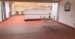REF 25059- VIVIENDA CENTRICA DE TRES PLANTAS CON TERRAZA