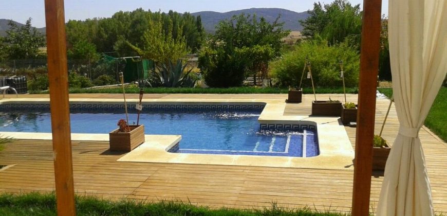 REF 25058- Oportunidad Única en El Retamar – Terreno con Vistas a la Sierra y Piscina