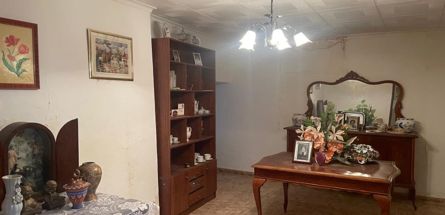 REF 25078- CASA EN ARGAMASILLA DE CALATRAVA