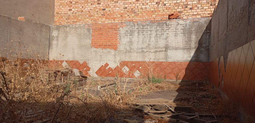 REF 25086- SOLAR EN ALMODOVAR DEL CAMPO