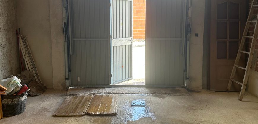 REF 25043- CASA RUSTICA PARA REFORMAR