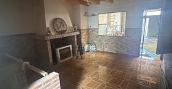 REF 25043- CASA RUSTICA PARA REFORMAR