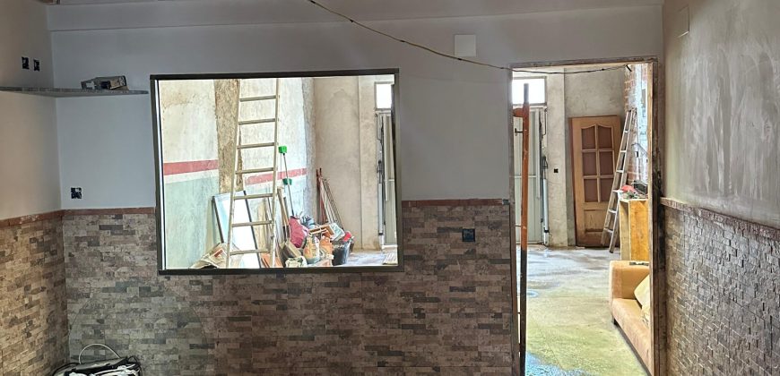 REF 25043- CASA RUSTICA PARA REFORMAR