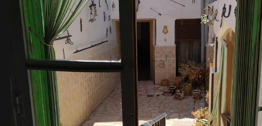 REF 25080 – ENCANTADORA CASA DE PUEBLO