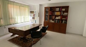 REF 25088- MAGNIFICO LOCAL EN EL CENTRO