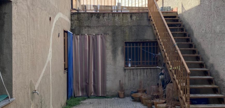 REF 25101 – FABULOSA CASA DE PUEBLO