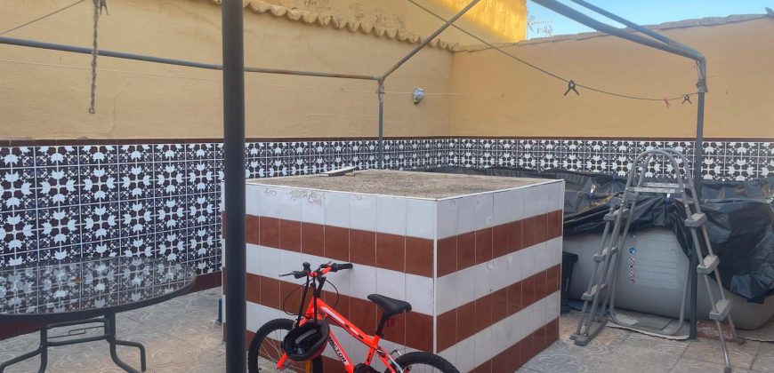 REF 25102- ESPACIOSA CASA DE PLANTA ÚNICA