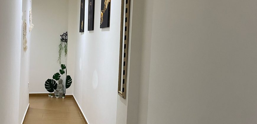 REF 25034-2- PISO EN PERFECTO ESTADO