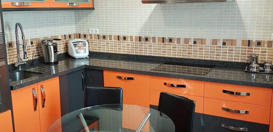 REF 25103- MAGNIFICADO PISO AMUEBLADO