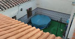 REF 25110- AMPLIA VIVIENDA CON PISCINA Y PATIO EL CARMEN