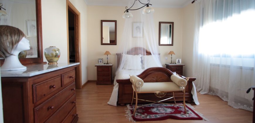 REF 25112-EXCLUSIVO UNIFAMILIAR EN ARGAMASILLA CVA