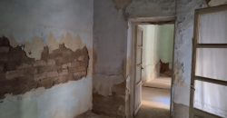 REF 25113- FANTASTICA CASA CENTRICA PARA REFORMAR