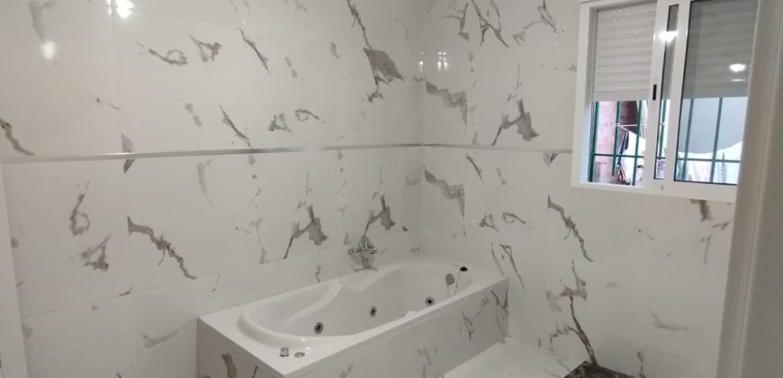 REF 25130 – AMPLIA CASA REFORMADA EN LAS MERCEDES