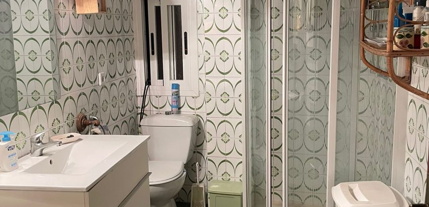 MAGNÍFICA CASA EN CENTRO PUEBLO CON PISCINA