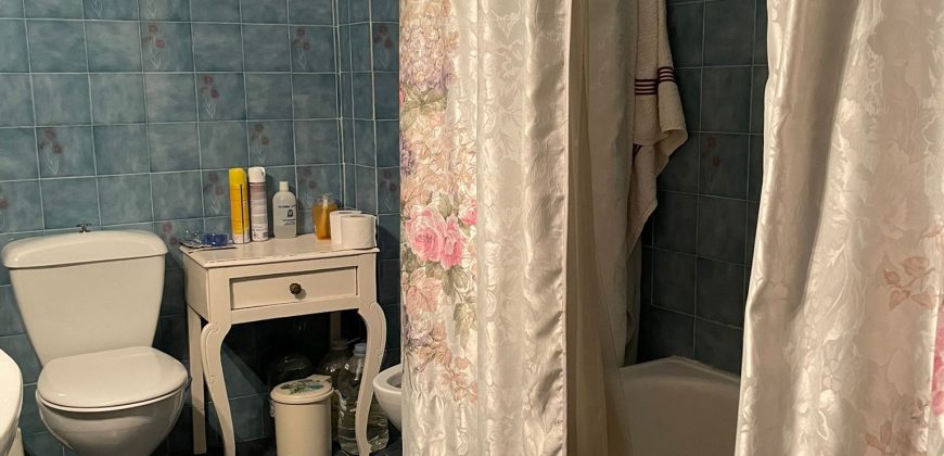 MAGNÍFICA CASA EN CENTRO PUEBLO CON PISCINA