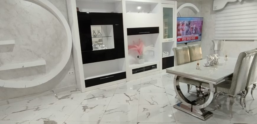 REF 25130 – AMPLIA CASA REFORMADA EN LAS MERCEDES