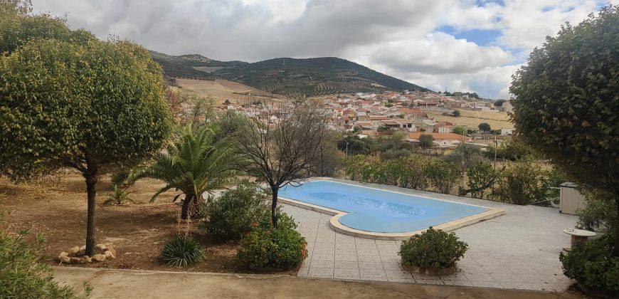 CHALET en VENTA: Vive al ritmo del campo, con todas las comodidades de hoy