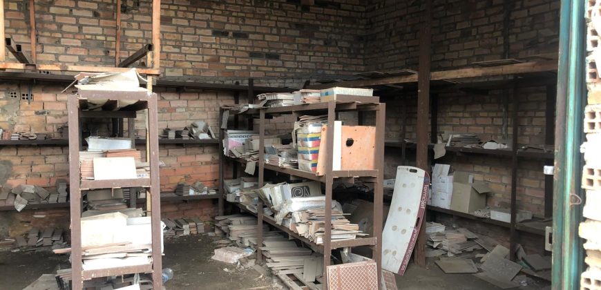 REF 25140b – ENORME SOLAR EN ALQUILER